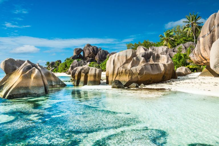Maldives vs Seychelles Yacht Charter: Which Indian Ocean Route Fits You?