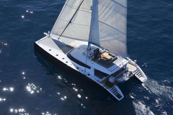 Levante — crewed yacht charter in raja ampat