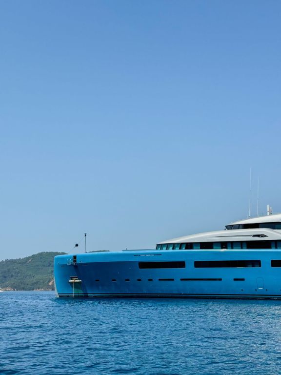 ARKTOS — crewed yacht charter in Expedition Premium
