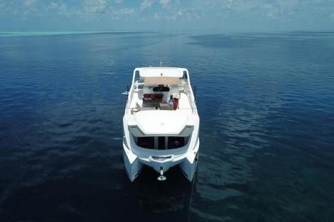 Review img # 3 of the yacht OVER REEF